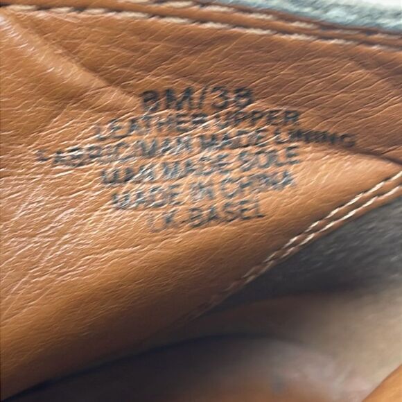 Lucky Brand Basel Bootie, Gray Suede, women’s size 8M, 1.5” heel - Picture 10 of 12